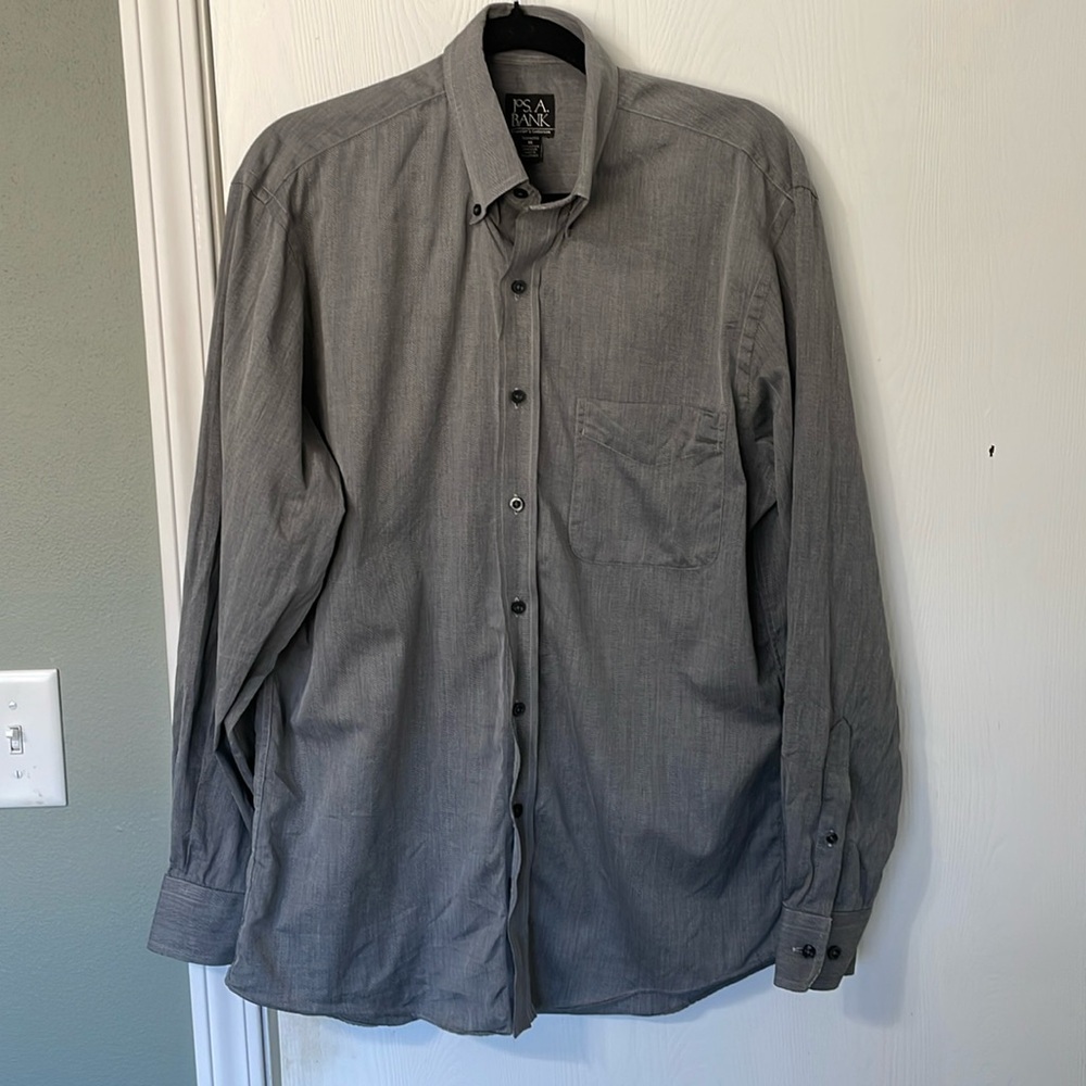 💰Jos. A Bank NWOT Traveler’s Collection Gray Button Down Long Sleeve Size Medium